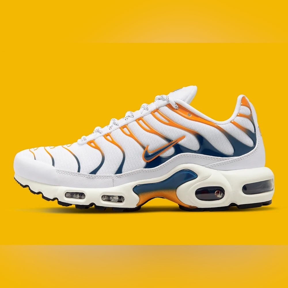 Nike Air Max Plus GS 'White Kumquat Marina'